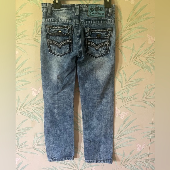 Boys size 7 Demolition Jeans - Picture 2 of 5
